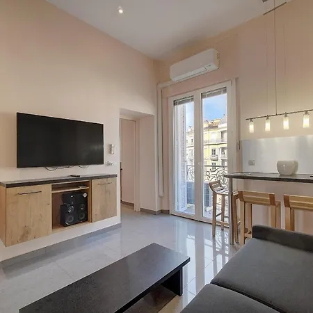 Immogroom- Sublime With Terrace- Close Shopsbar Apartment *