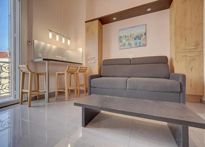 Apartment Upstays Terrace 24M2 Studio Carnot *